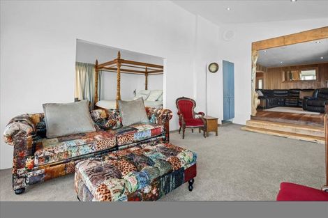 Photo of property in 8 Point Road, Mokau, 4376