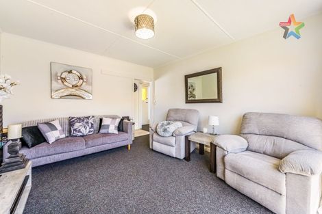 Photo of property in 1/1079 High Street, Taita, Lower Hutt, 5011