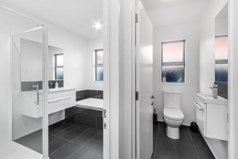 Photo of property in 5 Rawnsley Terrace, Wigram, Christchurch, 8042