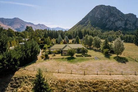 Photo of property in 11 Riverbank Road, Wanaka, 9382