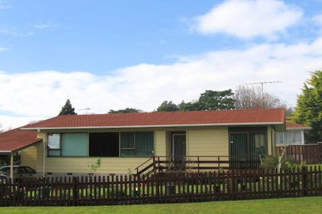 Photo of property in 1 Talmar Place, Massey, Auckland, 0614
