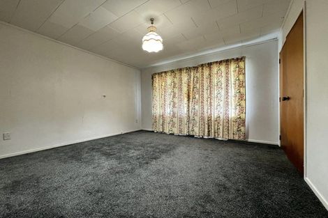 Photo of property in 16 Cottrell Place, Clendon Park, Auckland, 2103