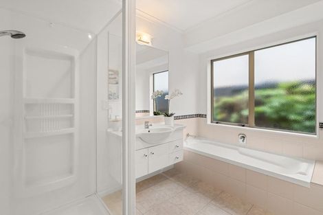 Photo of property in 11 Saint Kilda Place, Papamoa Beach, Papamoa, 3118