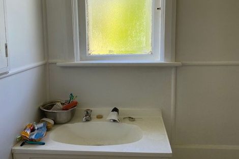 Photo of property in 34 Roseness Street, Palmerston, 9430