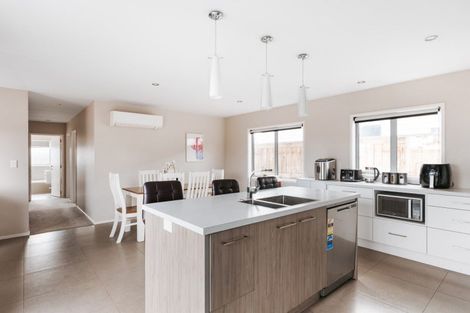 Photo of property in 87 Awatira Drive, Papamoa Beach, Papamoa, 3118