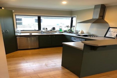 Photo of property in 5 Catlins Glen, Aotea, Porirua, 5024