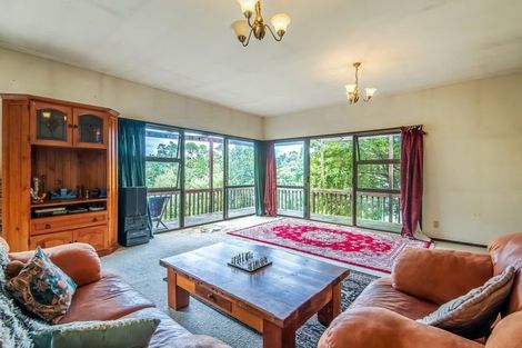 Photo of property in 45 Tauhinu Road, Greenhithe, Auckland, 0632