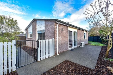 Photo of property in 39c Bassett Street, Burwood, Christchurch, 8083