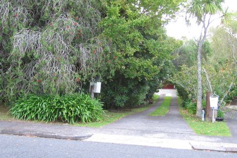 Photo of property in 18 Dawnhaven Drive, Te Atatu Peninsula, Auckland, 0610