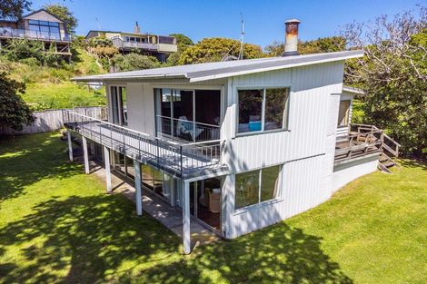 Photo of property in 56a Waimea Road, Waikanae Beach, Waikanae, 5036