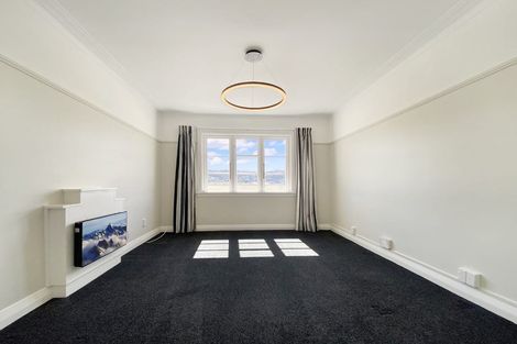 Photo of property in Ionian Flats, 123-125 Brougham Street, Mount Victoria, Wellington, 6011