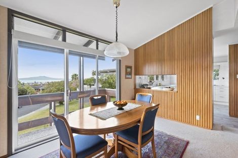 Photo of property in 57 Parr Terrace, Castor Bay, Auckland, 0620