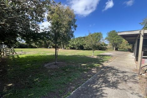 Photo of property in 141 Kawiu Road, Levin, 5510