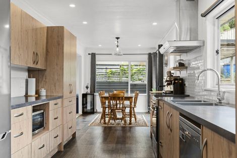 Photo of property in 13 Pembroke Street, Westown, New Plymouth, 4310