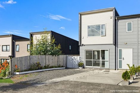 Photo of property in 5b Poruru Close, Papakura, 2110