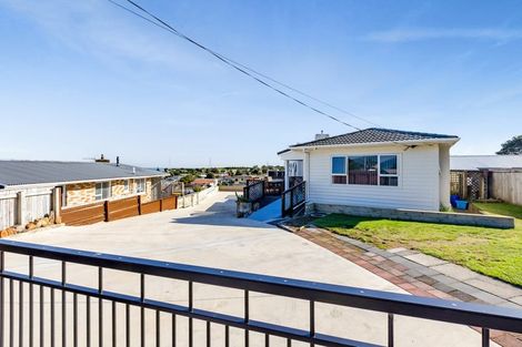 Photo of property in 17 Mount View Place, Spotswood, New Plymouth, 4310