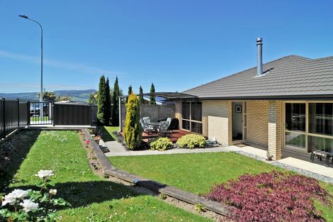 Photo of property in 8 Kohu Place, Halfway Bush, Dunedin, 9010