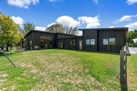 Photo of property in 324 Kimberley Road, Levin, 5571