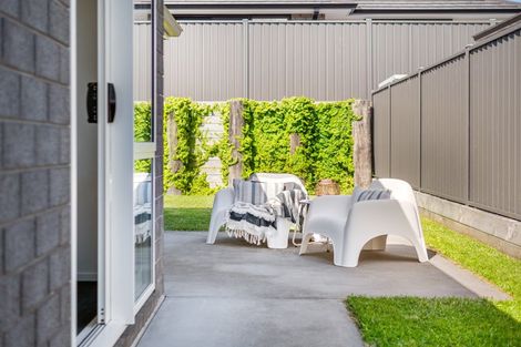 Photo of property in 18 Tabraham Crescent, Pyes Pa, Tauranga, 3112