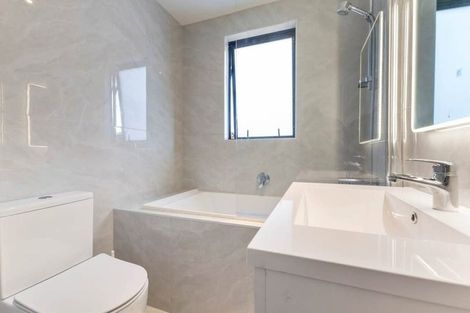 Photo of property in 6b Poruru Close, Papakura, 2110