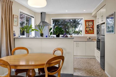 Photo of property in 44 Fulford Street, New Plymouth, 4310