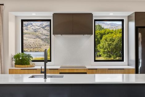 Photo of property in 14 Arion Court, Mount Pisa, Cromwell, 9383