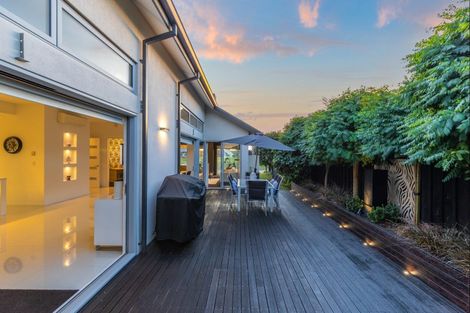 Photo of property in 26 Waitikiri Square, Parklands, Christchurch, 8083