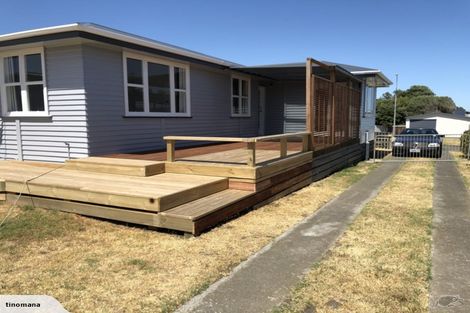 Photo of property in 5 Tainui Street, Castlecliff, Whanganui, 4501