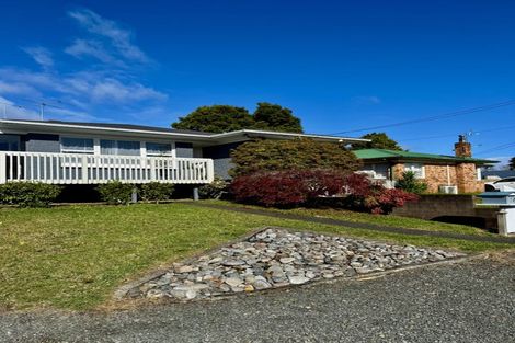 Photo of property in 70 Rosehill Drive, Rosehill, Papakura, 2113