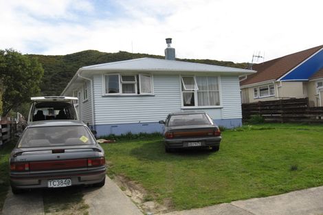 Photo of property in 41 Hamstead Street, Wainuiomata, Lower Hutt, 5014