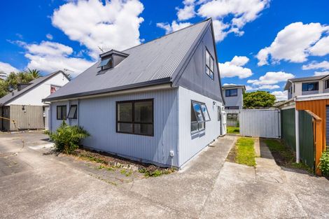 Photo of property in 2/45 Jellicoe Road, Manurewa, Auckland, 2102