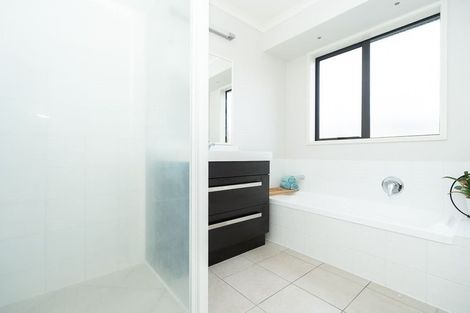 Photo of property in 18 Innswood Place, Rototuna North, Hamilton, 3210