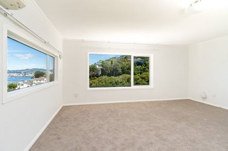 Photo of property in 2/72 Homebush Road, Khandallah, Wellington, 6035