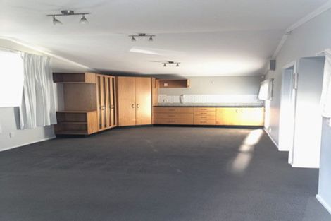 Photo of property in 1 Viola Place, Papakura, 2110