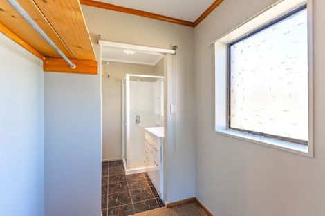 Photo of property in 69 Te Moana Road, Waikanae Beach, Waikanae, 5036