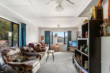 Photo of property in 8 Massey Street, Waimate, 7924