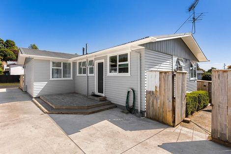 Photo of property in 9 Regent Place, Blagdon, New Plymouth, 4310