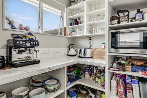 Photo of property in 12 Lansdowne Crescent, Glenview, Hamilton, 3206