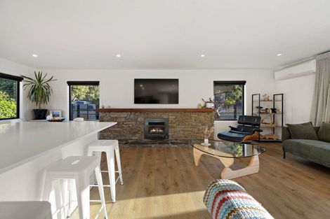 Photo of property in 67 Devon Street, Arrowtown, 9302