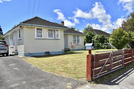 Photo of property in 13 Maire Street, Otaki, 5512