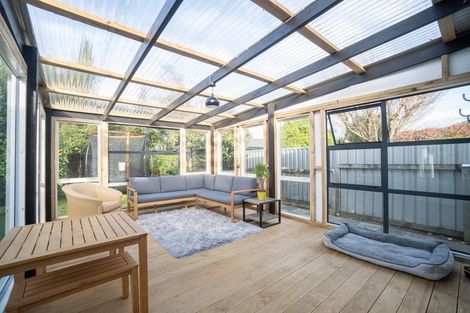 Photo of property in 11 Franklin Avenue, Hokowhitu, Palmerston North, 4410