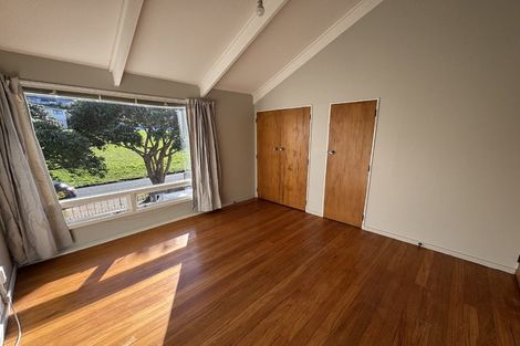 Photo of property in 14a Waiwera Crescent, Maupuia, Wellington, 6022