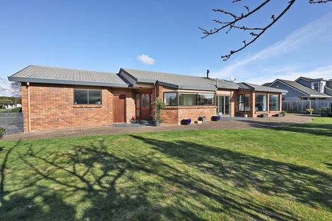 Photo of property in 20 Turnbull Street, Rosedale, Invercargill, 9810