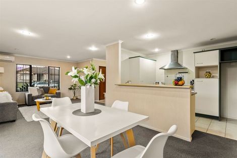 Photo of property in 28 Richfield Crescent, Westgate, Auckland, 0614