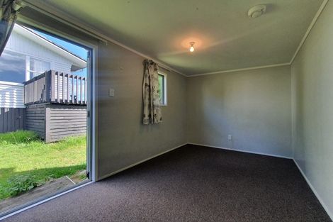 Photo of property in 24 Ronald Place, Manurewa, Auckland, 2102