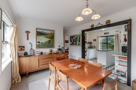 Photo of property in 12 Ara Kuaka, Waikanae Beach, Waikanae, 5036