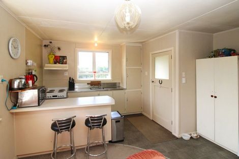 Photo of property in 8 Barrett Place, Carterton, 5713