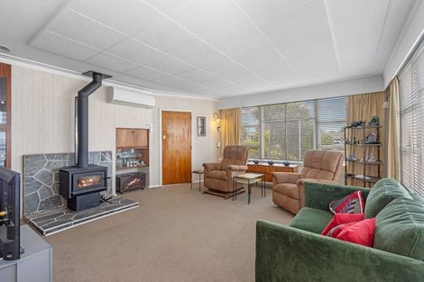 Photo of property in 35 Daniels Road, Redwood, Christchurch, 8051