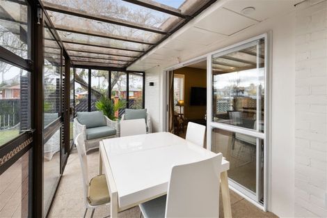 Photo of property in 60 Burnside Crescent, Burnside, Christchurch, 8053