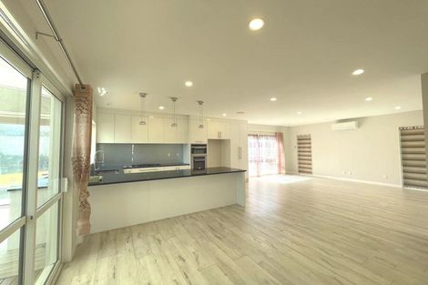 Photo of property in 14a Bridge Avenue, Te Atatu South, Auckland, 0610